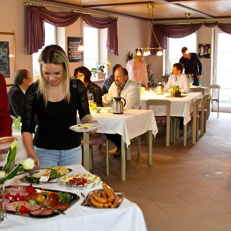 Jagdschloss 호텔