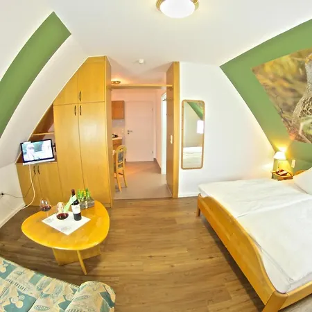 Jagdschloss * Windelsbach