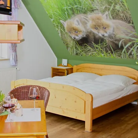 Jagdschloss מלון *